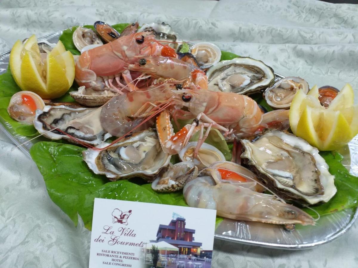 La Villa Dei Gourmets - Struttura Sanificata Foggia Dış mekan fotoğraf