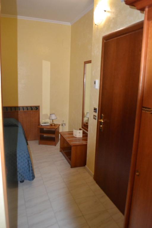 La Villa Dei Gourmets - Struttura Sanificata Foggia Oda fotoğraf