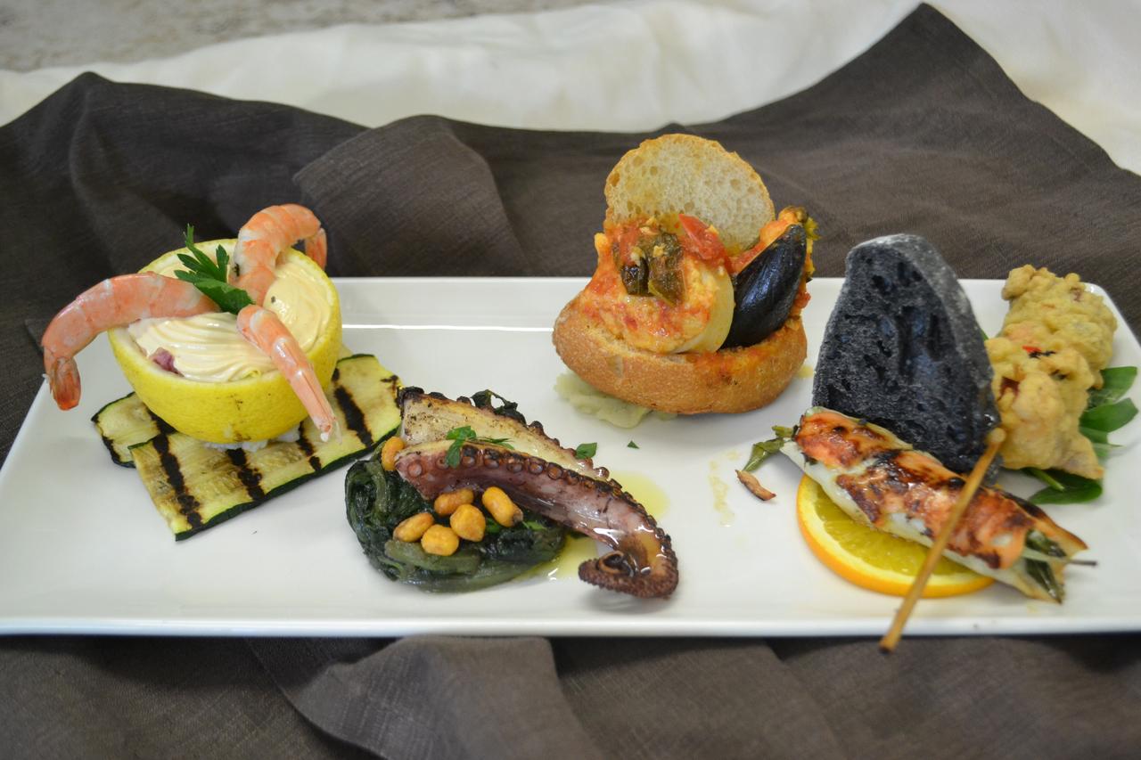 La Villa Dei Gourmets - Struttura Sanificata Foggia Dış mekan fotoğraf